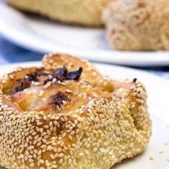 Flaounes chypriotes (pain au fromage de Pâques grec)