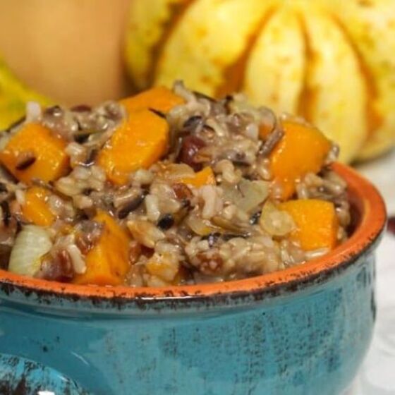 Pilaf de riz sauvage à la courge musquée et aux canneberges