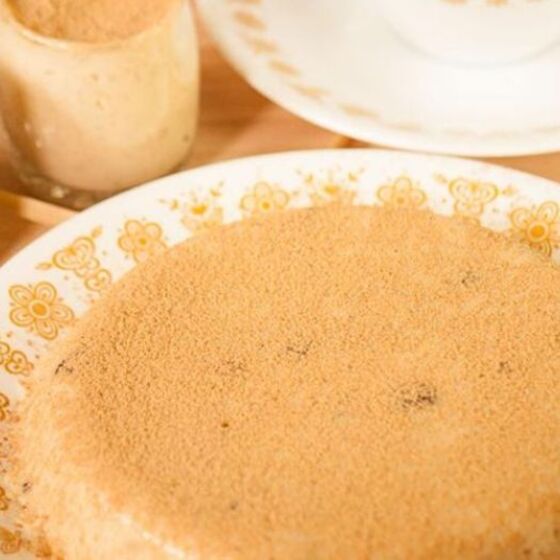 Natilla colombienne (crème pâtissière au lait et à la cannelle)