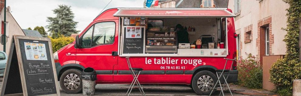 Le tablier rouge